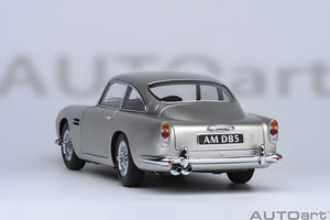 AUTOart 1:18 Aston Martin DB5, Birch Silver (70287)