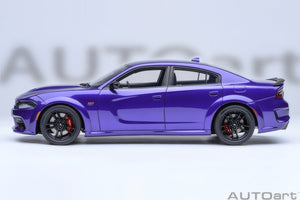 AUTOart 1:18 Dodge Charger Scat Pack Widebody, Plum Crazy (71757)