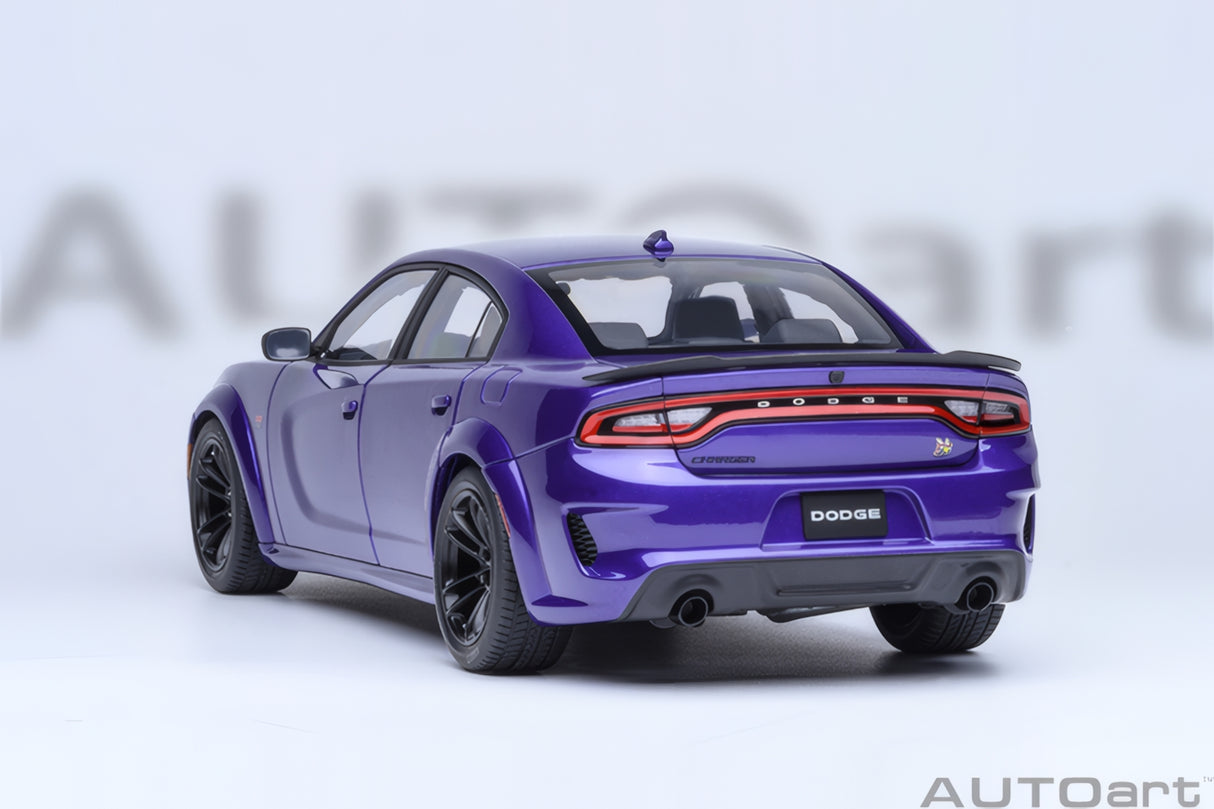 AUTOart 1:18 Dodge Charger Scat Pack Widebody, Plum Crazy (71757)