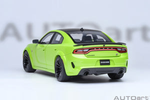 AUTOart 1:18 Dodge Charger Scat Pack Widebody, Sublime (71758)