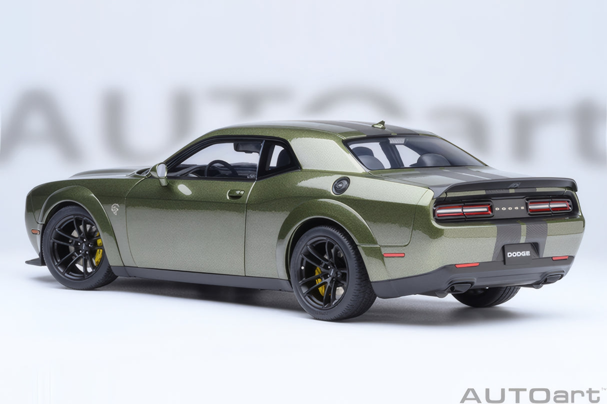 AUTOart 1:18 Dodge Challenger SRT Jailbreak 2022, F8 Green (71761)