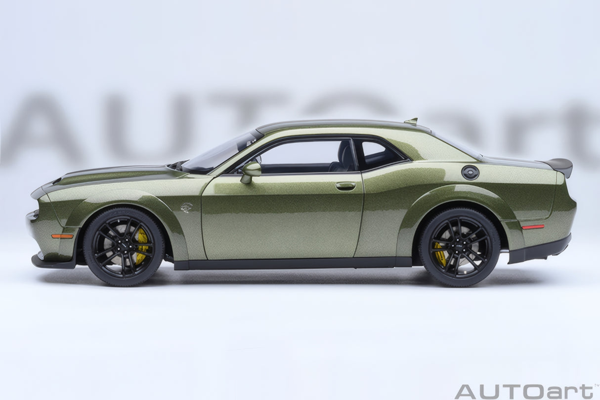 AUTOart 1:18 Dodge Challenger SRT Jailbreak 2022, F8 Green (71761)