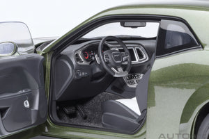 AUTOart 1:18 Dodge Challenger SRT Jailbreak 2022, F8 Green (71761)