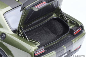 AUTOart 1:18 Dodge Challenger SRT Jailbreak 2022, F8 Green (71761)