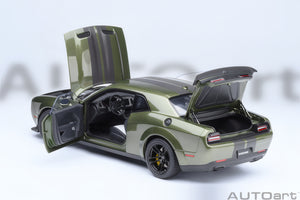 AUTOart 1:18 Dodge Challenger SRT Jailbreak 2022, F8 Green (71761)