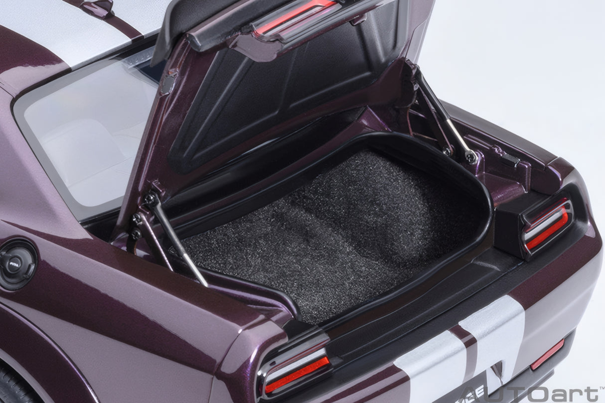 AUTOart 1:18 Dodge Challenger SRT Jailbreak 2022, Hellraisin/Purple (71762)