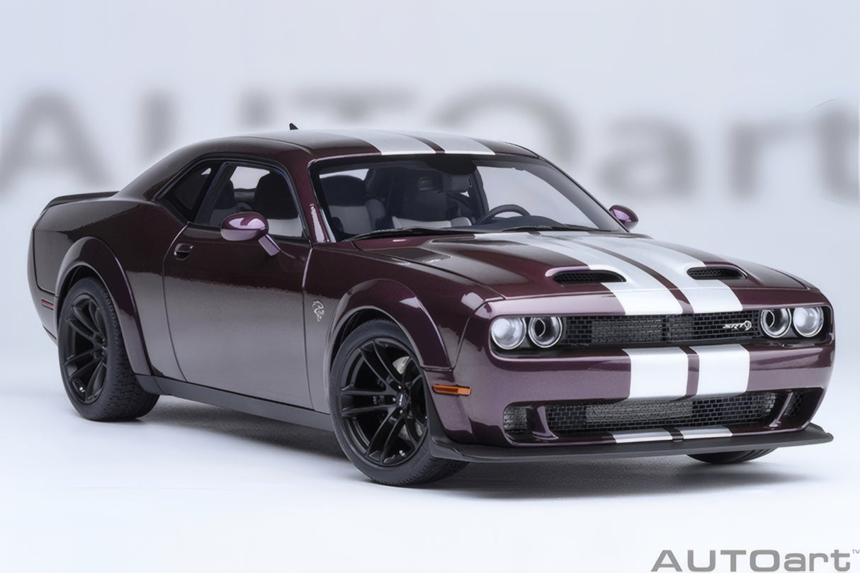 AUTOart 1:18 Dodge Challenger SRT Jailbreak 2022, Hellraisin/Purple (71762)
