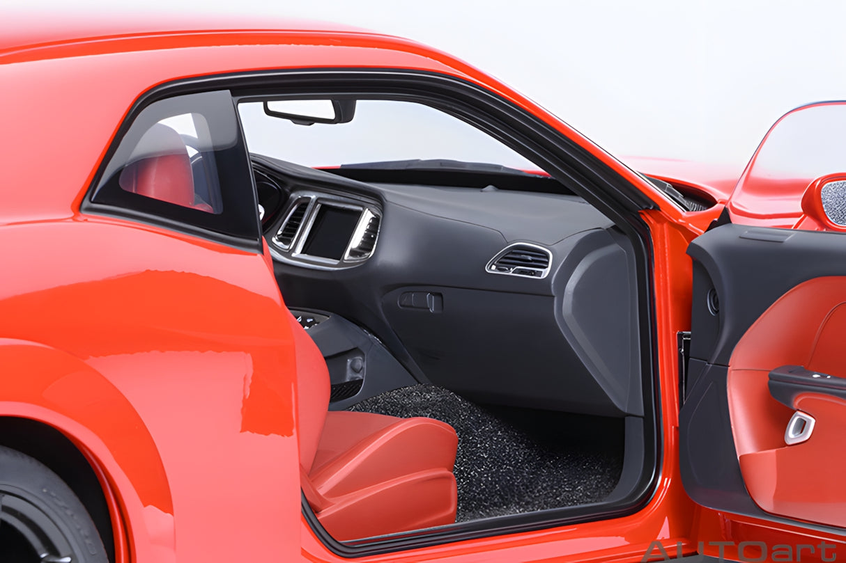 AUTOart 1:18 Dodge Challenger SRT Jailbreak 2022, Torred (71764)