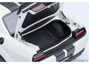 AUTOart 1:18 Dodge Challenger SRT Super Stock 2023, Knuckle White (71766)