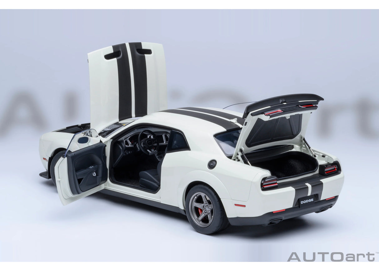 AUTOart 1:18 Dodge Challenger SRT Super Stock 2023, Knuckle White (71766)
