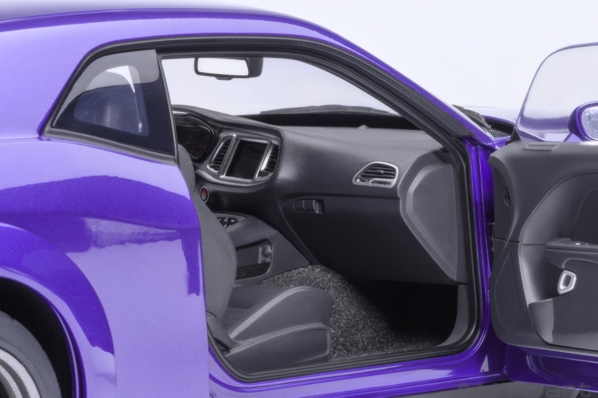 AUTOart 1:18 Dodge Challenger SRT Super Stock 2023, Plum Crazy/Purple (71768)
