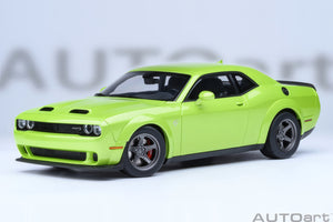 AUTOart 1:18 Dodge Challenger SRT Super Stock 2023, Sublime/Green (71769)