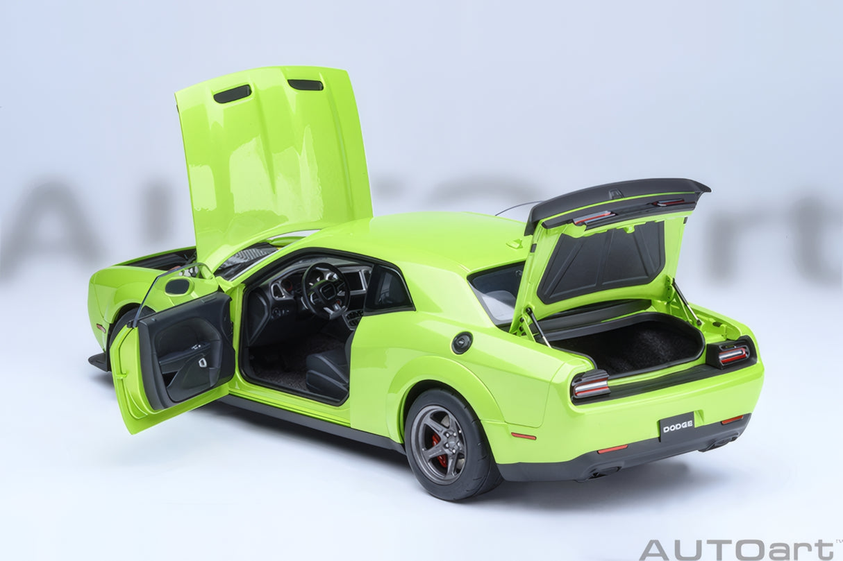 AUTOart 1:18 Dodge Challenger SRT Super Stock 2023, Sublime/Green (71769)