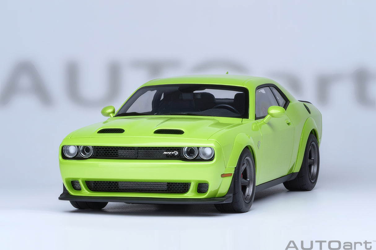 AUTOart 1:18 Dodge Challenger SRT Super Stock 2023, Sublime/Green (71769)