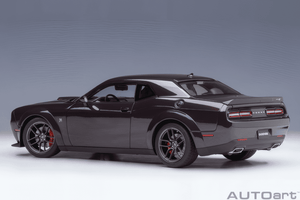 AUTOart 1:18 Dodge Challenger  R/T Scat Pack Widebody 2022, Hellraisin (71771)