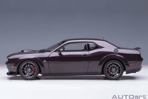 AUTOart 1:18 Dodge Challenger  R/T Scat Pack Widebody 2022, Hellraisin (71771)