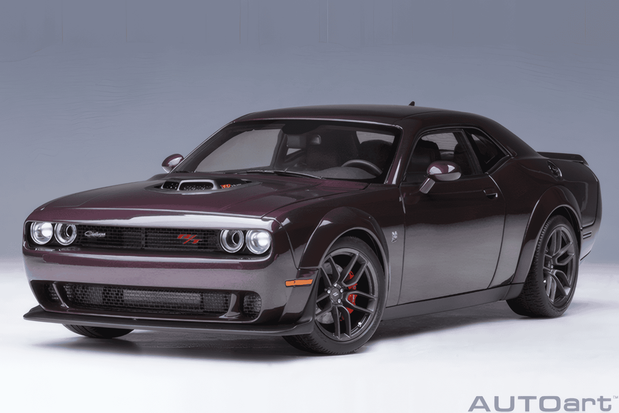 AUTOart 1:18 Dodge Challenger  R/T Scat Pack Widebody 2022, Hellraisin (71771)