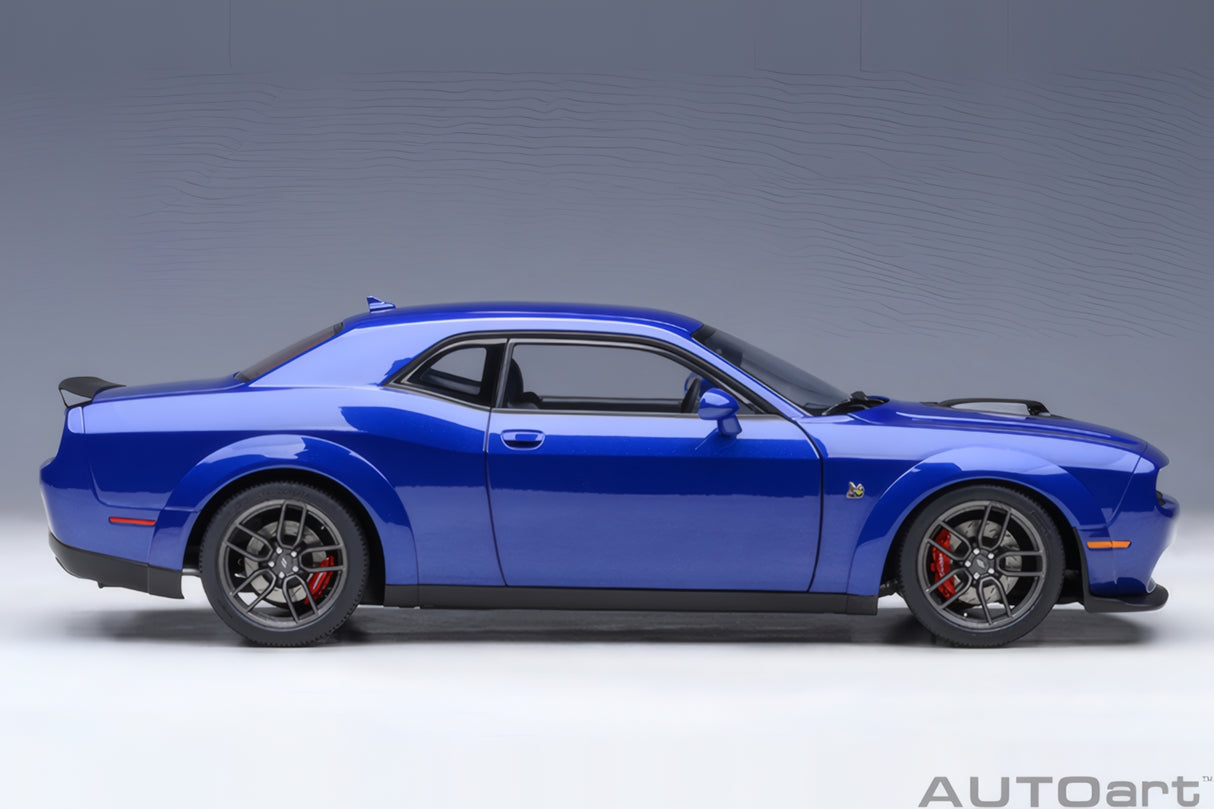 AUTOart 1:18 Dodge Challenger  R/T Scat Pack Widebody 2022, Indigo Blue (71772)