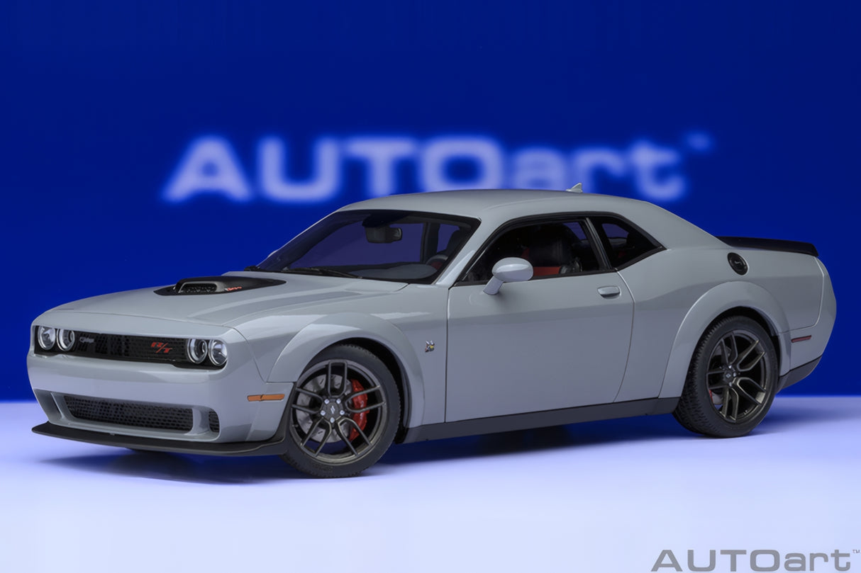 AUTOart 1:18 Dodge Challenger  R/T Scat Pack Widebody 2022, Smoke Show (71774)