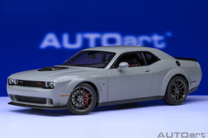 AUTOart 1:18 Dodge Challenger  R/T Scat Pack Widebody 2022, Smoke Show (71774)