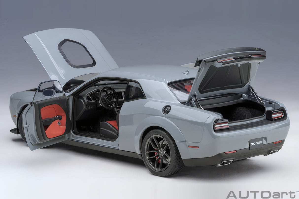 AUTOart 1:18 Dodge Challenger  R/T Scat Pack Widebody 2022, Smoke Show (71774)