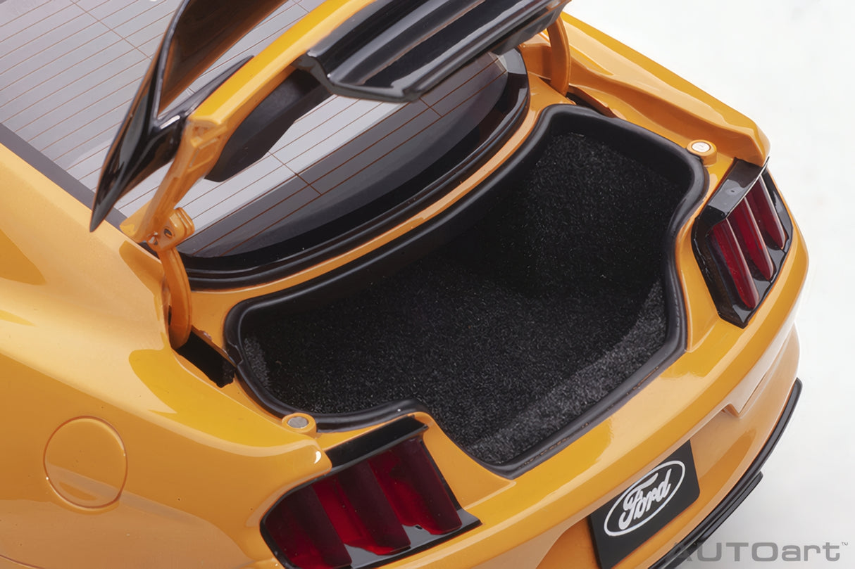 AUTOart 1:18 Ford Shelby GT-350R, Fury Orange (72929)