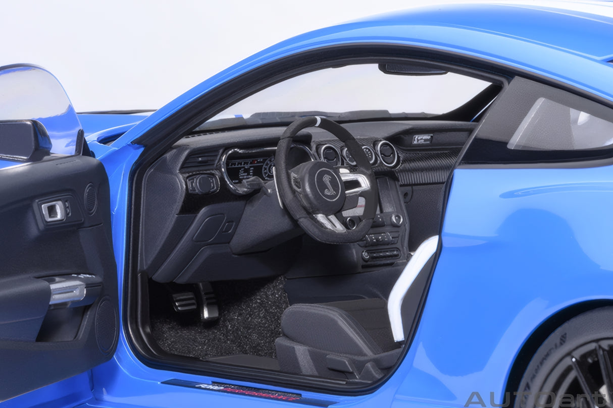 AUTOart 1:18 Ford Mustang Shelby GT500, Grabber Blue (73094)