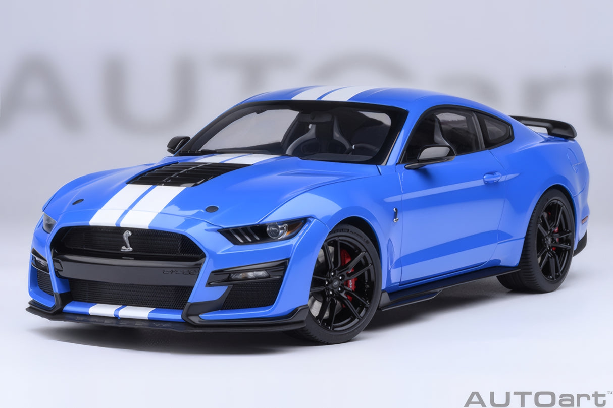 AUTOart 1:18 Ford Mustang Shelby GT500, Grabber Blue (73094)