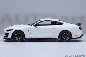 AUTOart 1:18 Ford Mustang Shelby GT500, Oxford White (73095)
