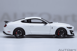 AUTOart 1:18 Ford Mustang Shelby GT500, Oxford White (73095)