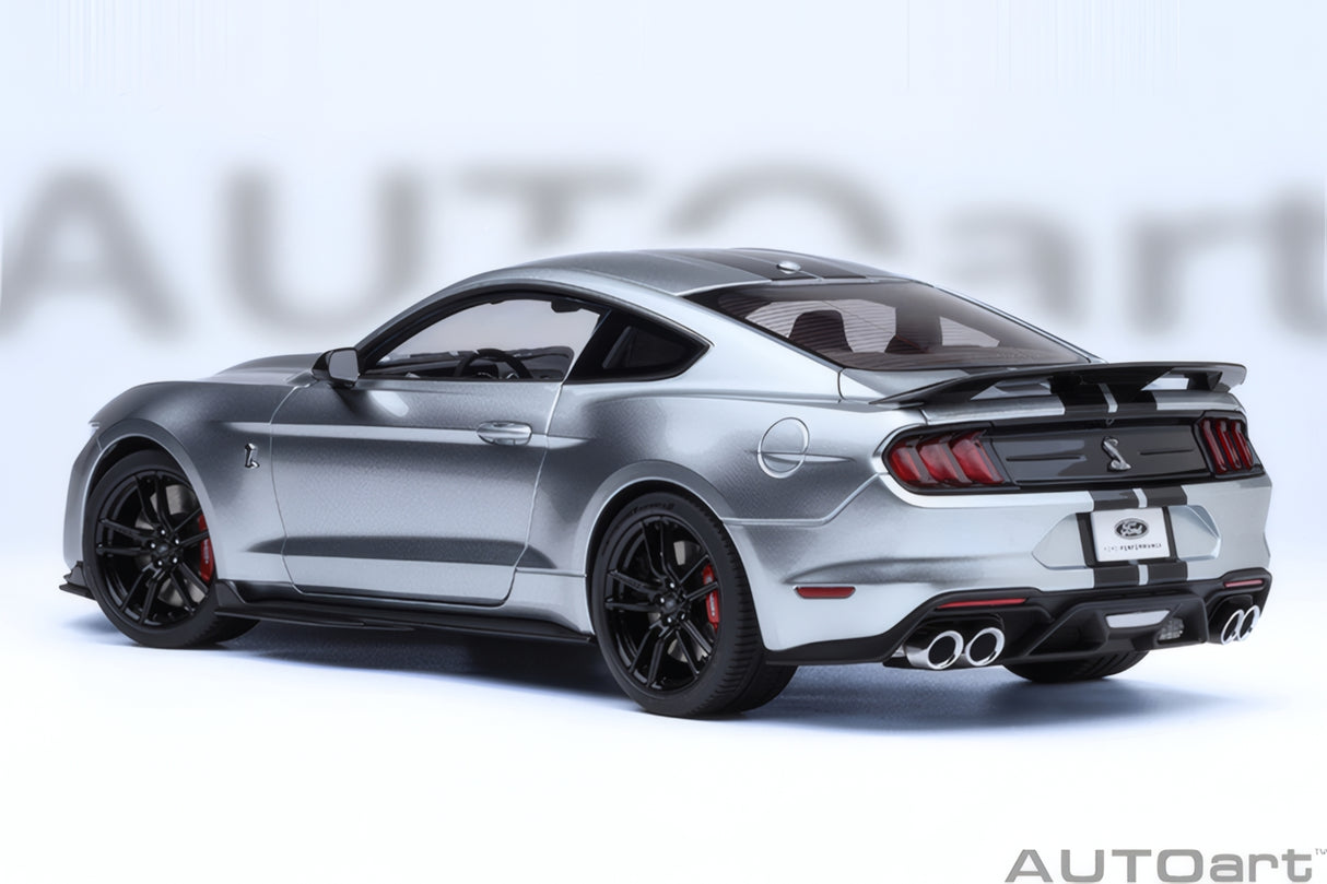 AUTOart 1:18 Ford Mustang Shelby GT500, Iconic Silver (73096)