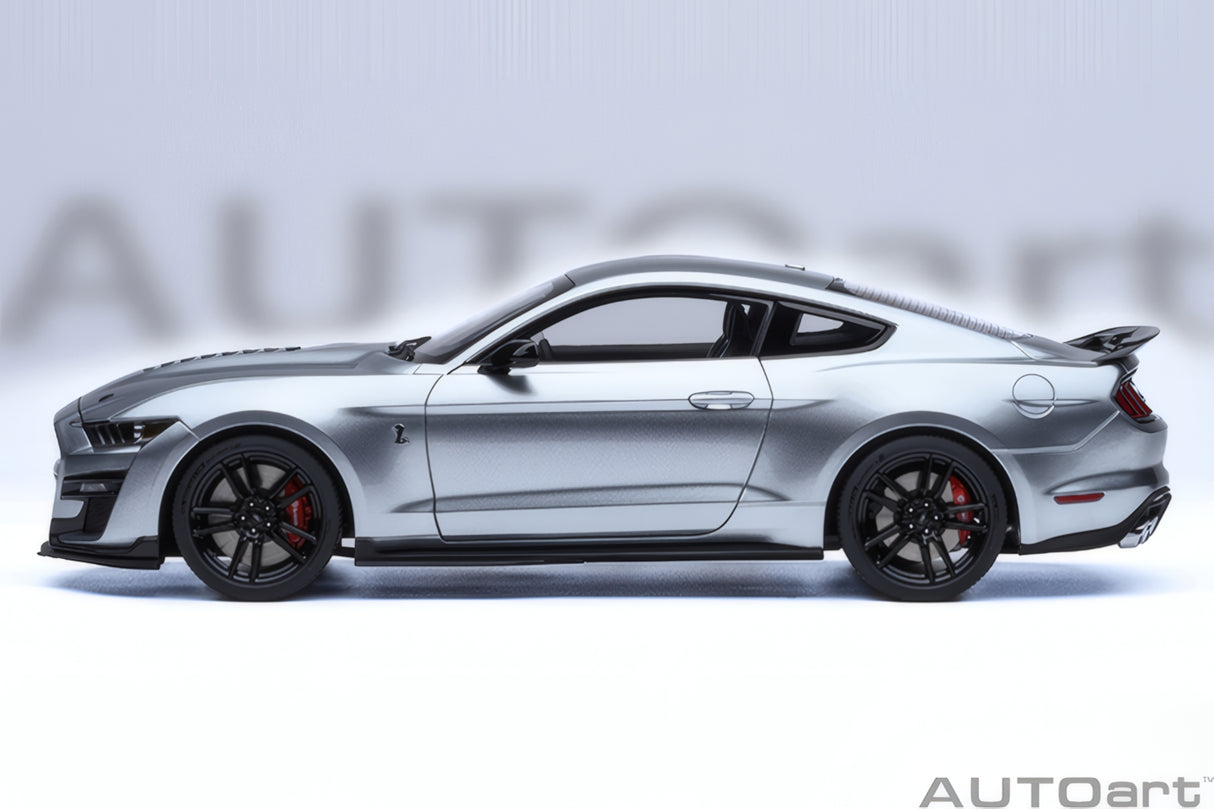 AUTOart 1:18 Ford Mustang Shelby GT500, Iconic Silver (73096)