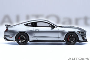AUTOart 1:18 Ford Mustang Shelby GT500, Iconic Silver (73096)