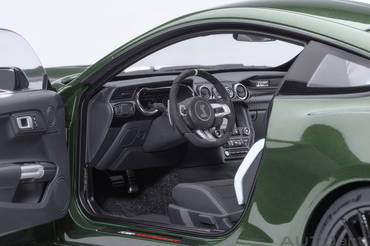 AUTOart 1:18 Ford Mustang Shelby GT500, Eruption Green (73097)