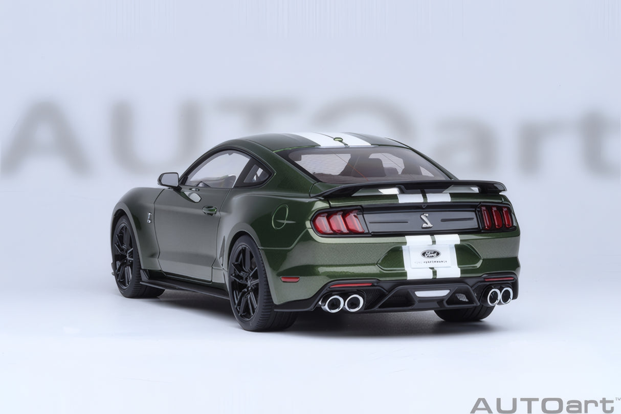 AUTOart 1:18 Ford Mustang Shelby GT500, Eruption Green (73097)