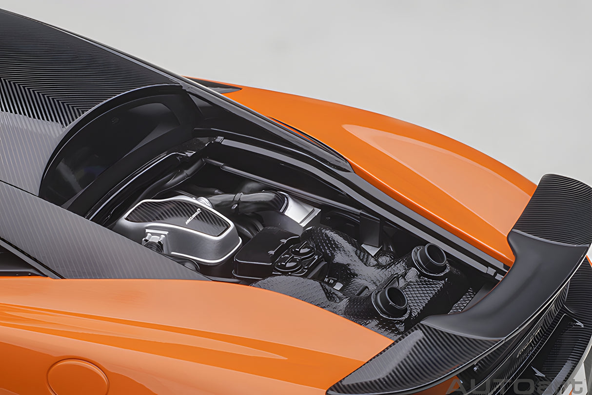 AUTOart 1:18 McLaren 600LT, Myan Orange (76084)