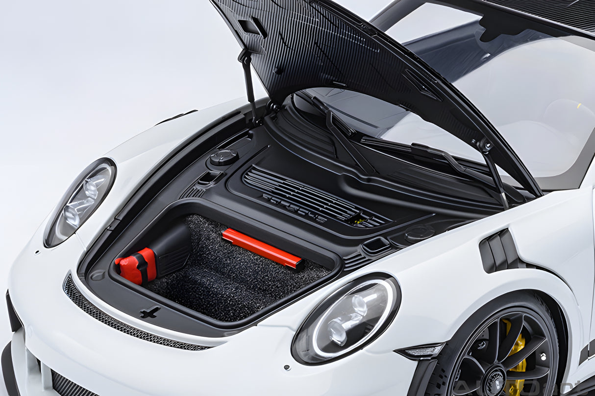AUTOart 1:18 Porsche 911 (991.2) GT3 RS, Weissach Package, White (78176)