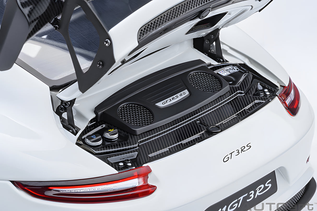 AUTOart 1:18 Porsche 911 (991.2) GT3 RS, Weissach Package, White (78176)