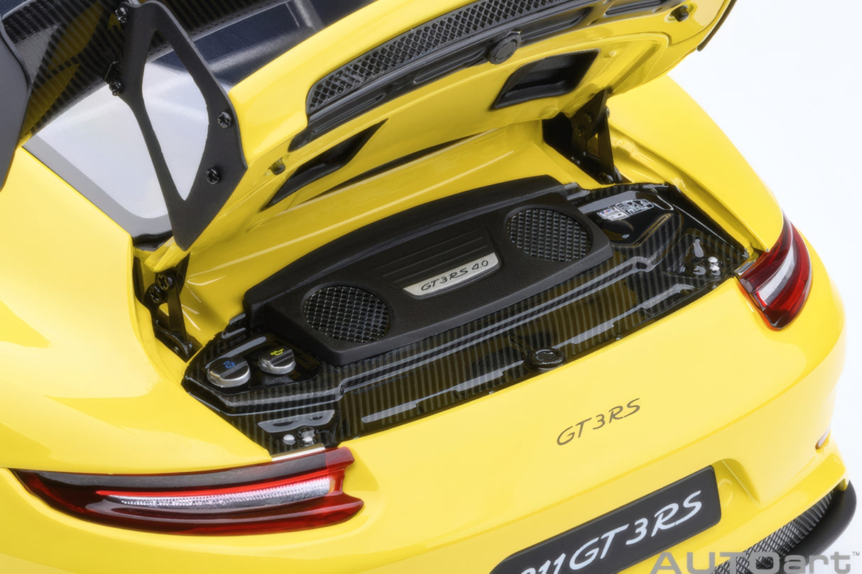 AUTOart 1:18 Porsche 911 (991.2) GT3 RS, Weissach Package, Racing Yellow (78178)