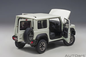 AUTOart 1:18 Suzuki Jimny (JB74), Pure White Metallic (78511)