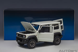 AUTOart 1:18 Suzuki Jimny (JB74), Pure White Metallic (78511)
