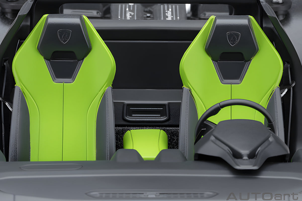 AUTOart 1:18 Liberty Walk LB Silhouette Works Huracan GT, Pearl Green (79128)