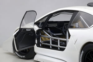 AUTOart 1:18 Peugeot 206 T16 Pikes Peak Race Car 2013, Plain Color Version, White (81355)