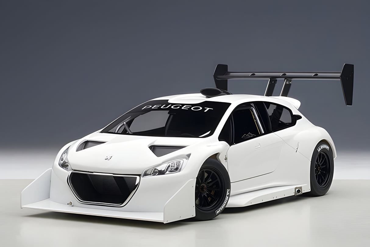 AUTOart 1:18 Peugeot 206 T16 Pikes Peak Race Car 2013, Plain Color Version, White (81355)