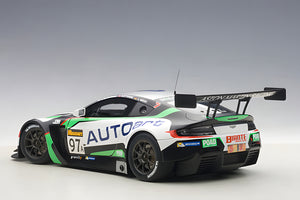 AUTOart 1:18 ASTON MARTIN V12 VANTAGE BATHURST 12HOUR ENDURANCE RACE 2015  A.MACDOWALL/D.O'YOUNG/S.MUCKE #97 (81506)