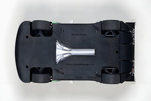 AUTOart 1:18 ASTON MARTIN V12 VANTAGE BATHURST 12HOUR ENDURANCE RACE 2015  A.MACDOWALL/D.O'YOUNG/S.MUCKE #97 (81506)