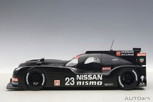AUTOart 1:18 NISSAN GT-R LM NISMO 2015 TEST CAR (81577)