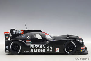 AUTOart 1:18 NISSAN GT-R LM NISMO 2015 TEST CAR (81577)