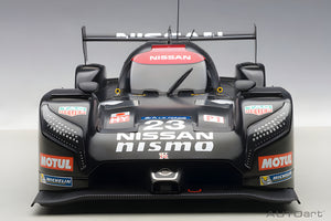 AUTOart 1:18 NISSAN GT-R LM NISMO 2015 TEST CAR (81577)