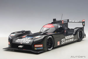 AUTOart 1:18 NISSAN GT-R LM NISMO 2015 TEST CAR (81577)